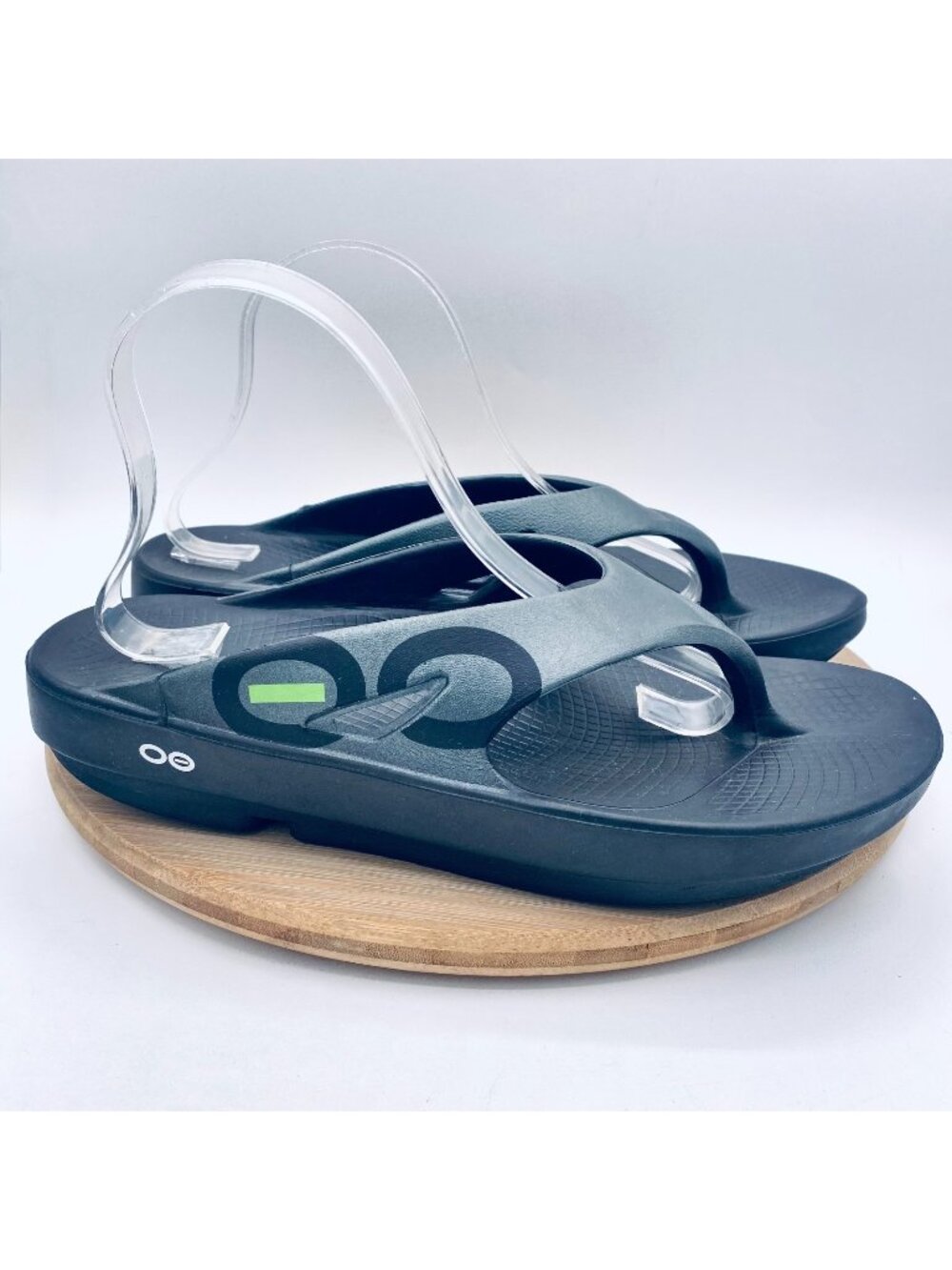 Oofos Shoes Mens 10 Gray Black Rubber OOriginal Comfort Recovery Slides